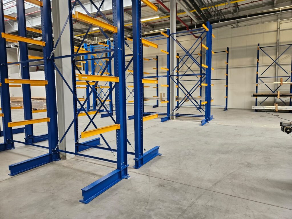 Konsultacje techniczne dotyczące bezpieczeństwa regałów wspornikowych